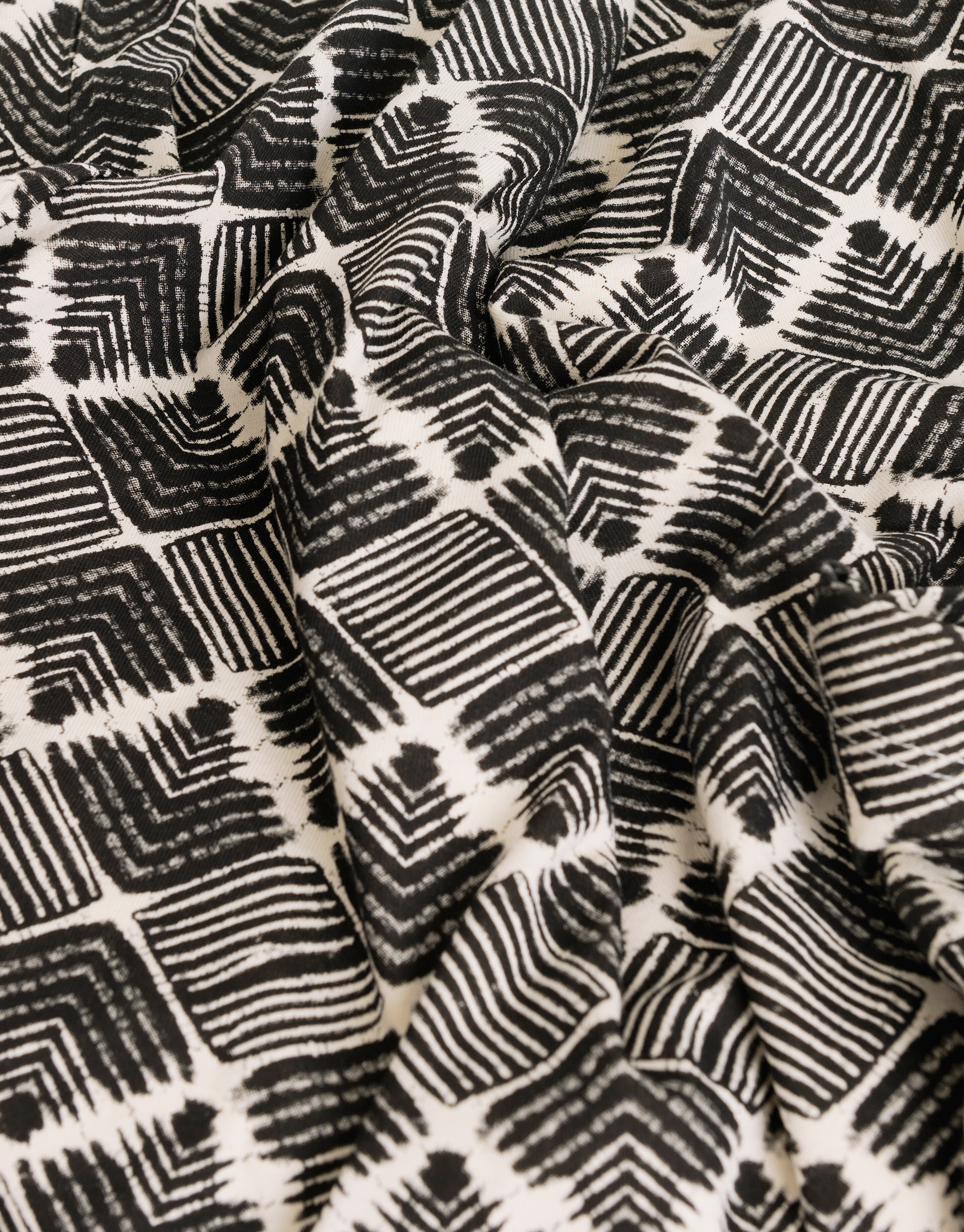 Ethnisches T-Shirt REFILL