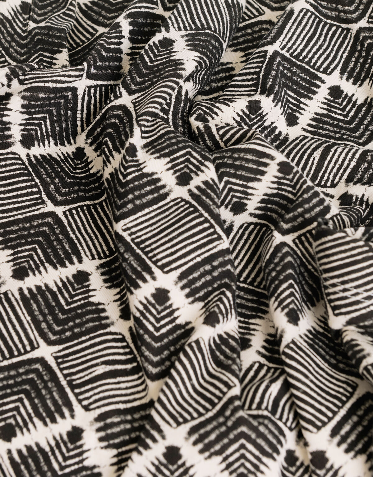 Ethnisches T-Shirt REFILL
