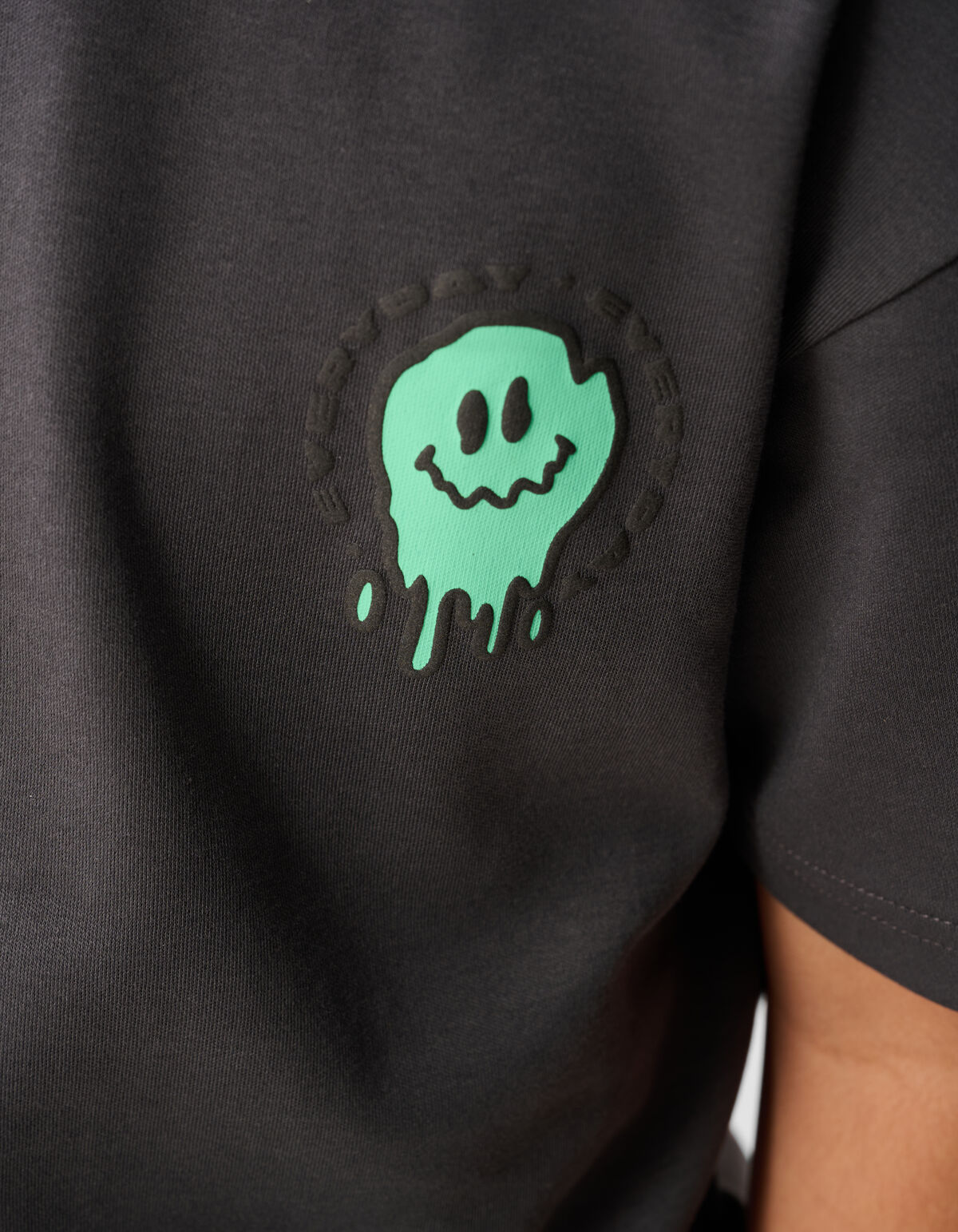 Farbe Smiley-T-Shirt Dunkelgrau SHOEBY BOYS