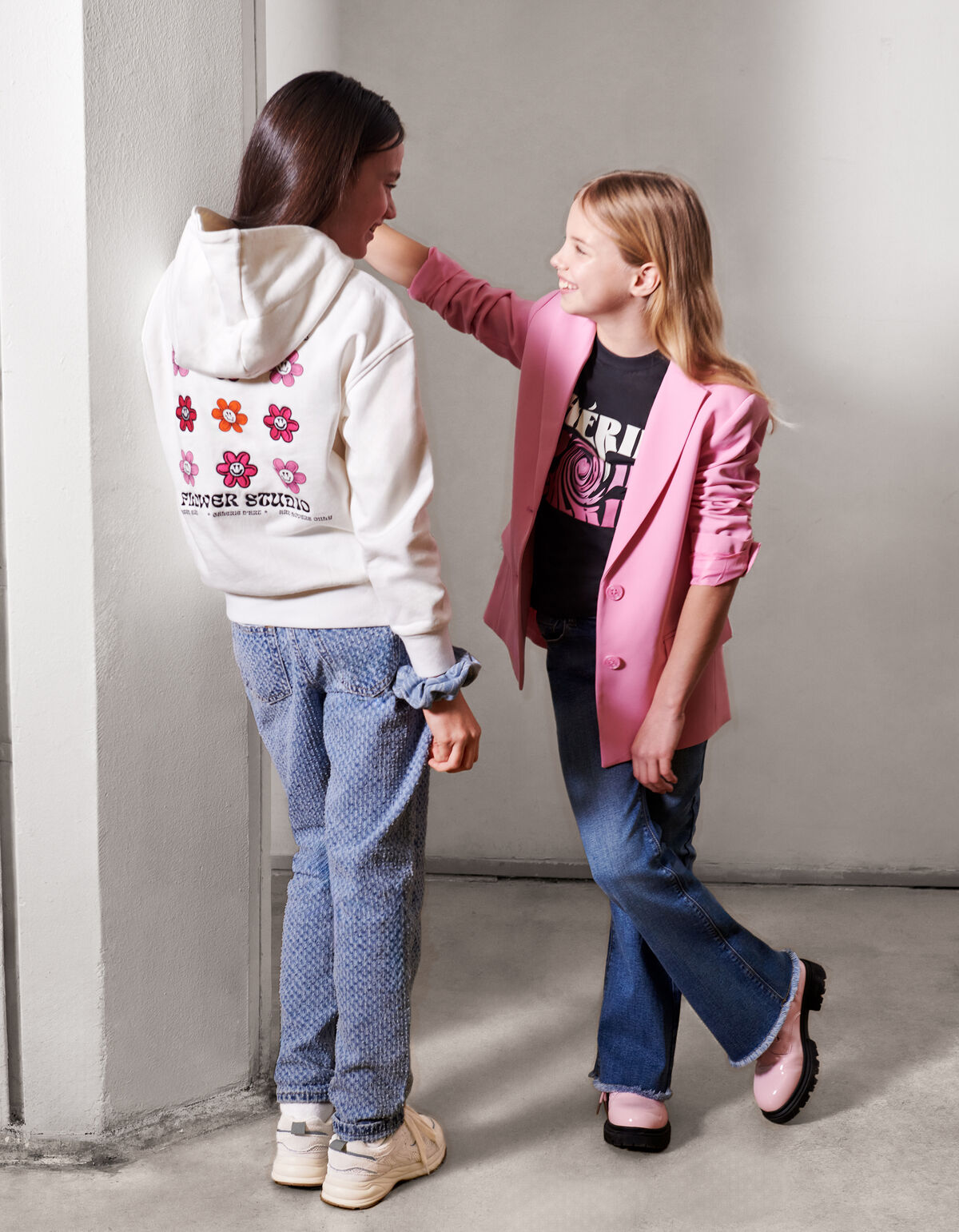 Structure Straight Jeans Gebleicht SHOEBY GIRLS