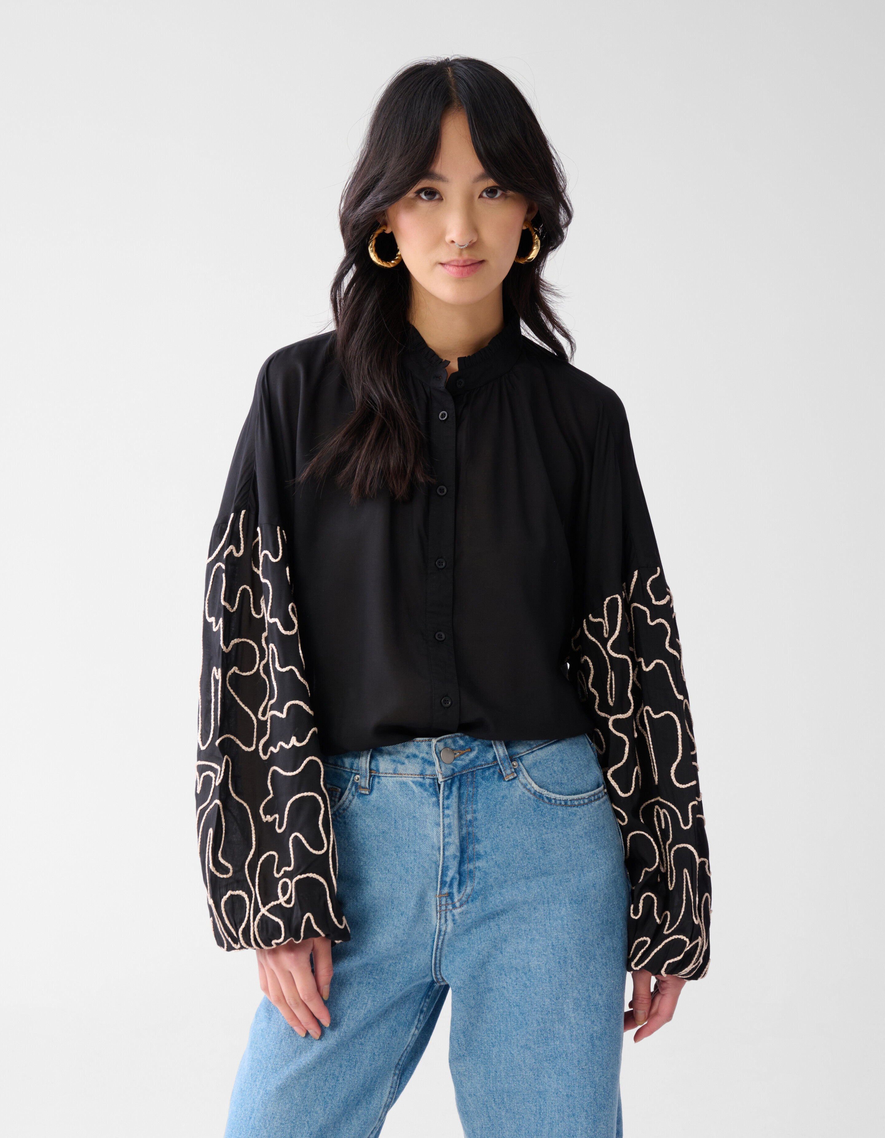 Bluse mit Kordelärmeln Schwarz SHOEBY WOMEN