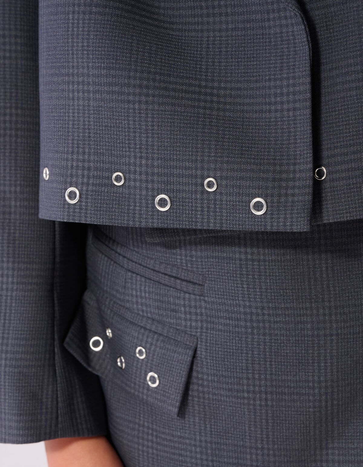 Cropped Karierter Eyelet Blazer Dunkelgrau SHOEBY GIRLS