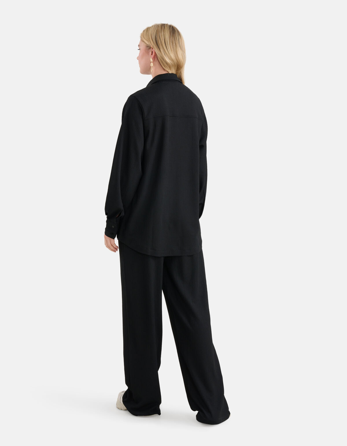 Crinkle Blouse Zwart SHOEBY WOMEN