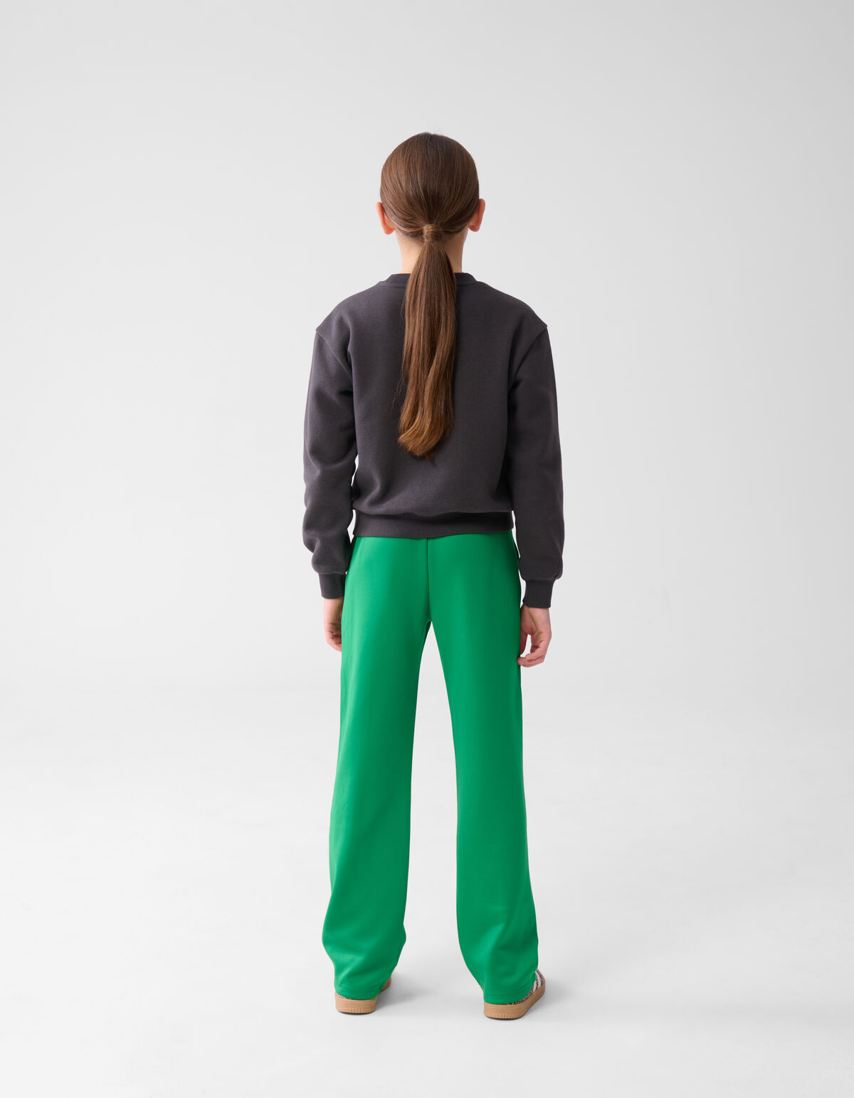Weit geschnittene Hose Grün SHOEBY GIRLS