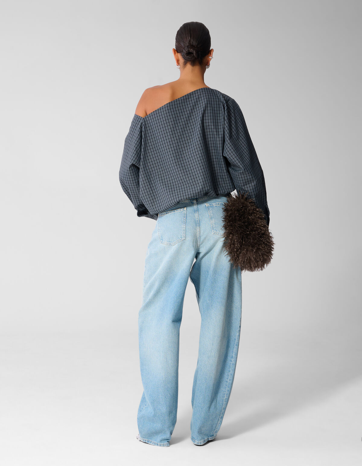 Karierte Off Shoulder Bluse Dunkelgrau SHOEBY WOMEN