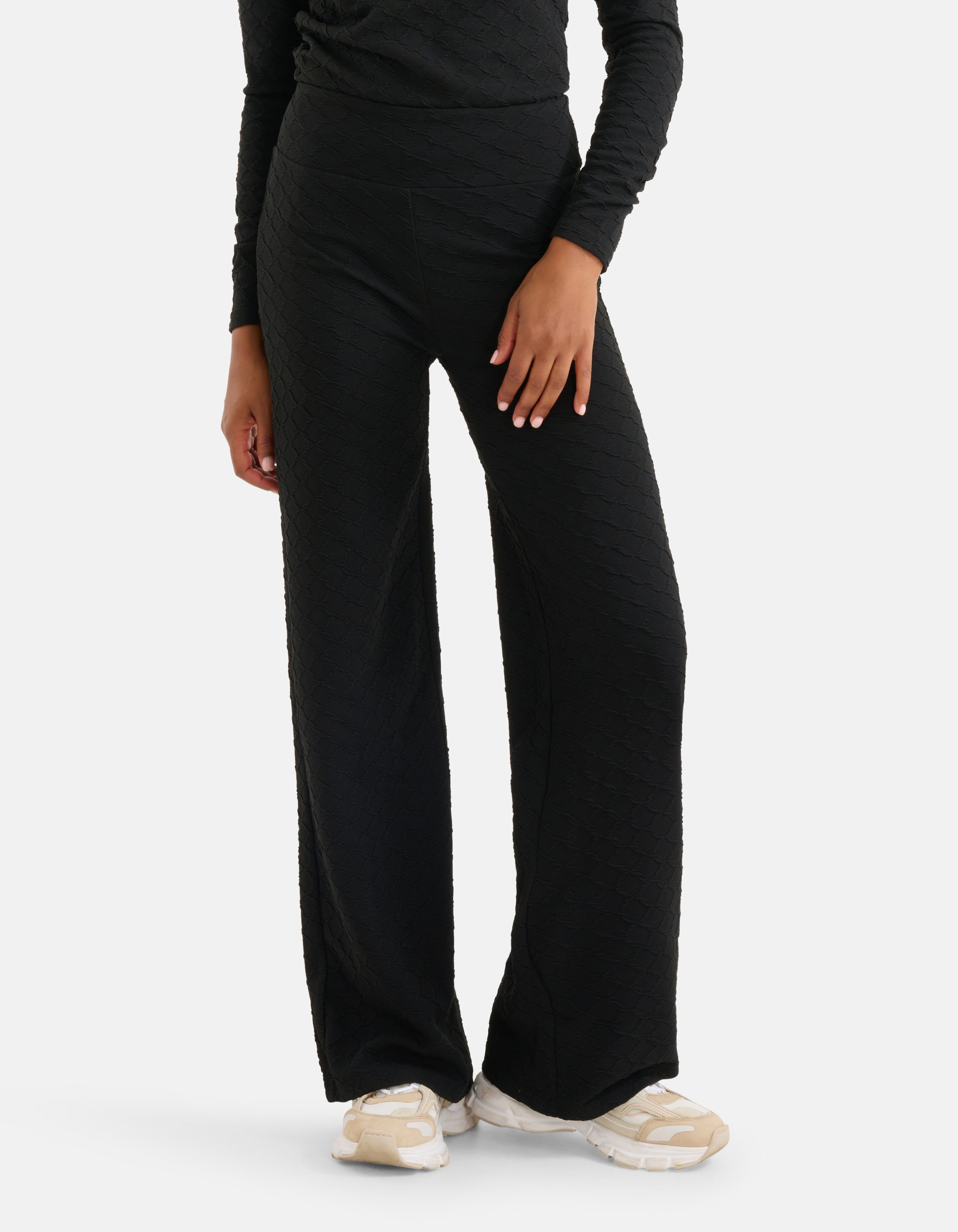 Structure Hose mit weitem Bein Schwarz SHOEBY WOMEN