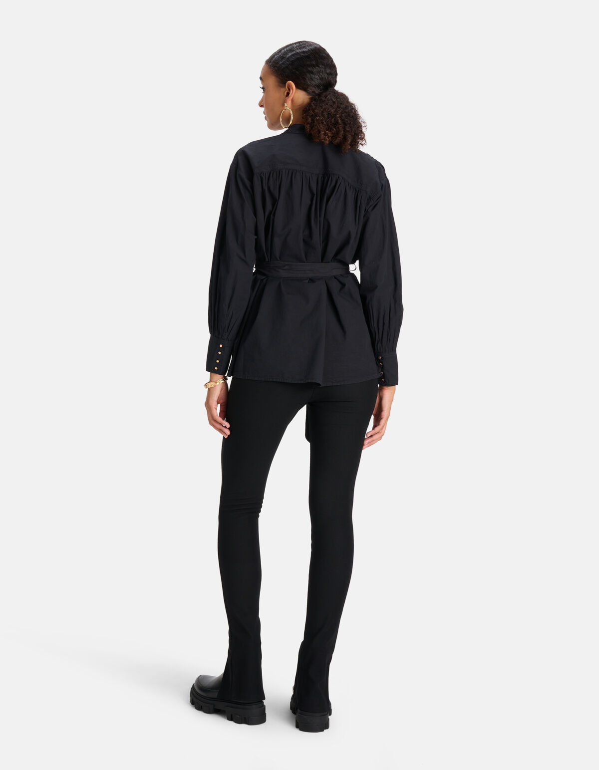 Taillierte Bluse Schwarz SHOEBY WOMEN