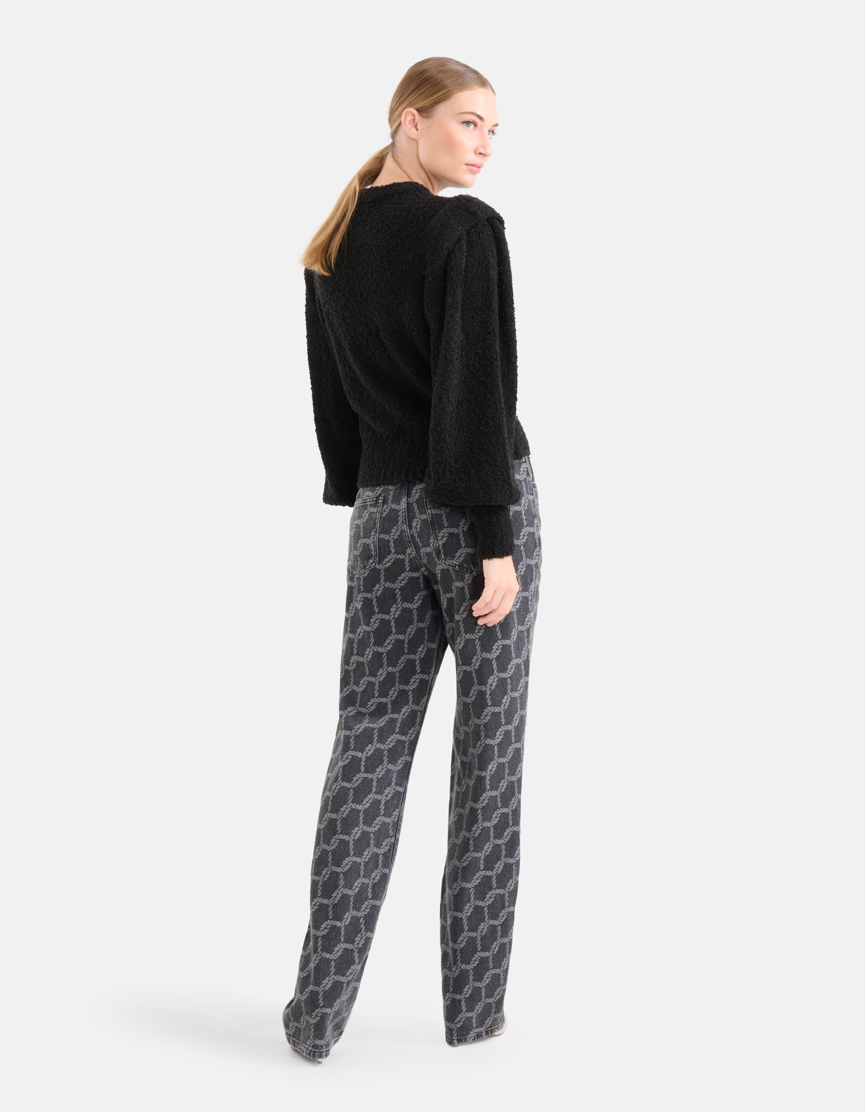 Boucle-Pullover Schwarz SHOEBY WOMEN